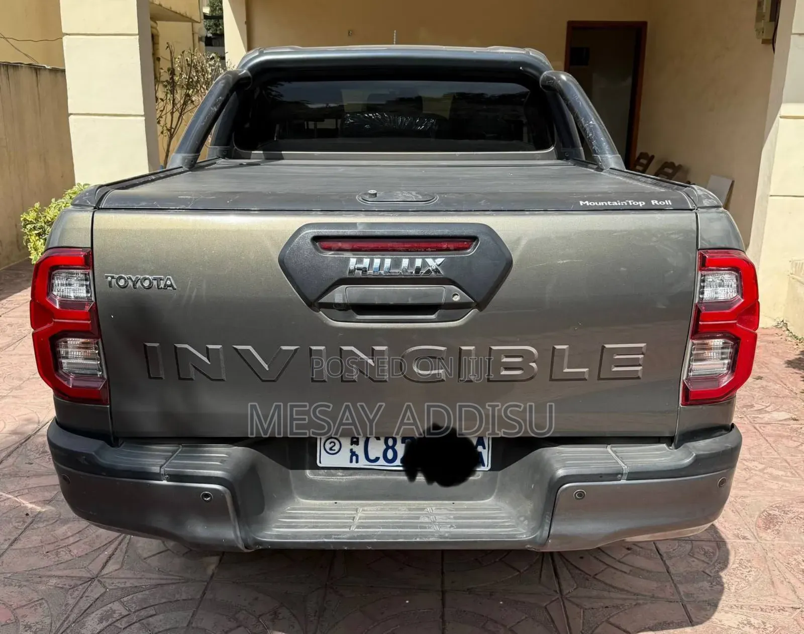 Toyota Hilux 2022 Green