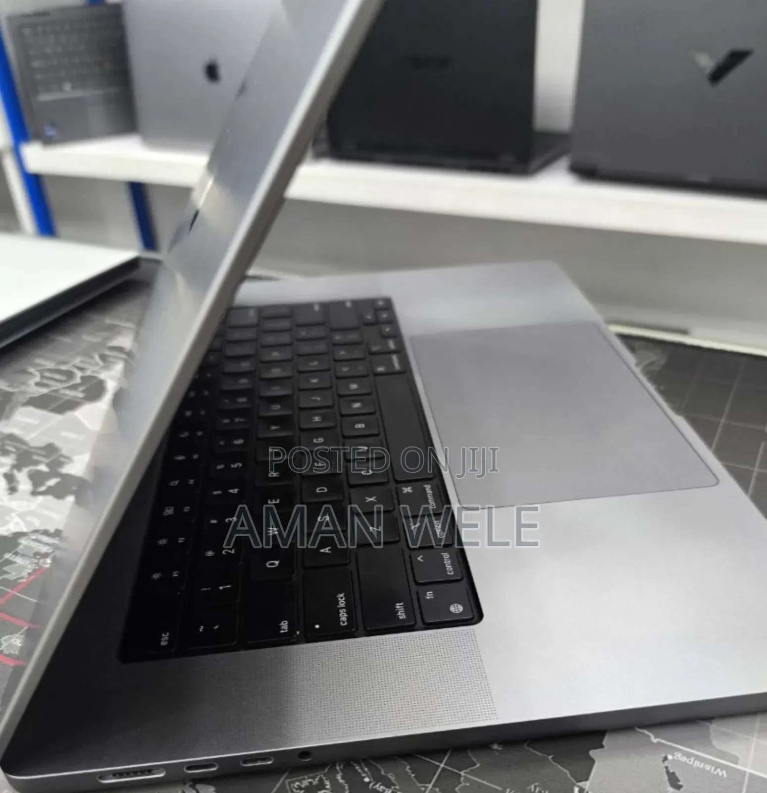 New Laptop Apple MacBook Pro M1 64GB Apple M1 Pro SSD 1T