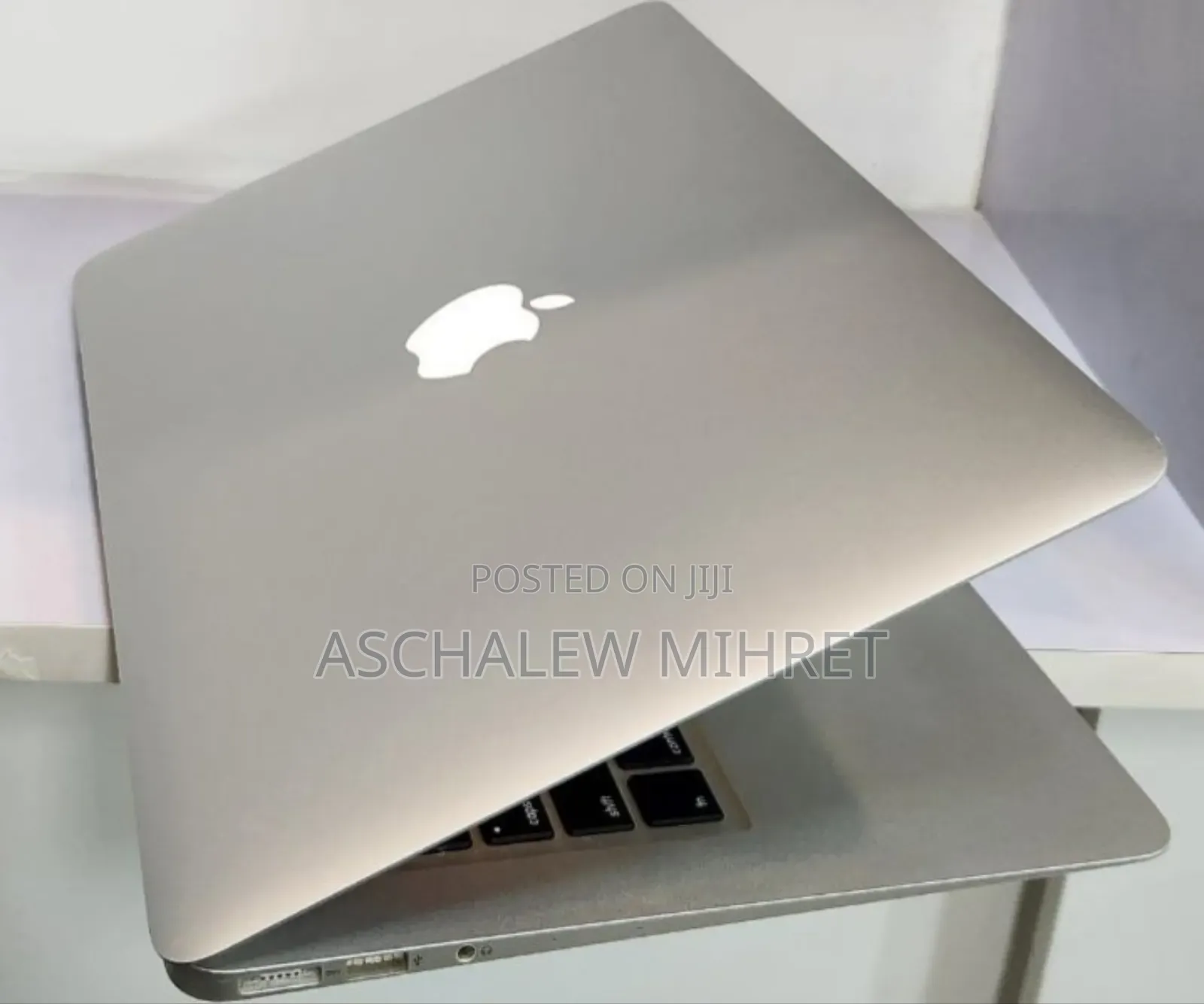 New Laptop Apple MacBook Air 2017 8GB Intel Core I5 SSD 256GB