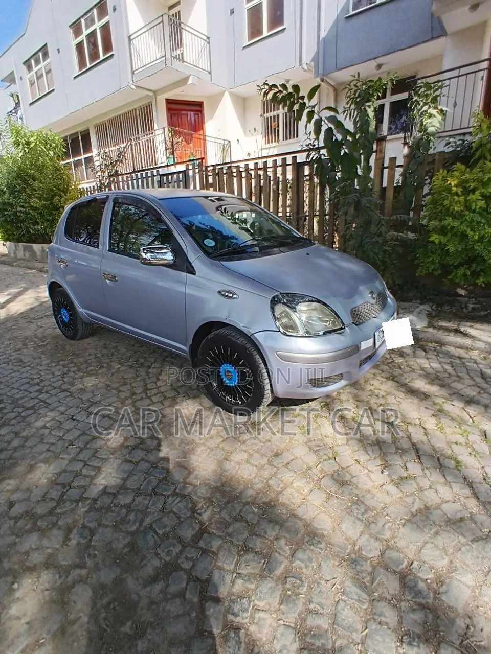 Toyota Vitz 1.0 FWD 3dr 2004 Silver