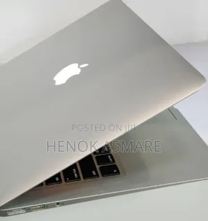 Photo - New Laptop Apple MacBook Air 2017 8GB Intel Core I5 SSD 128GB