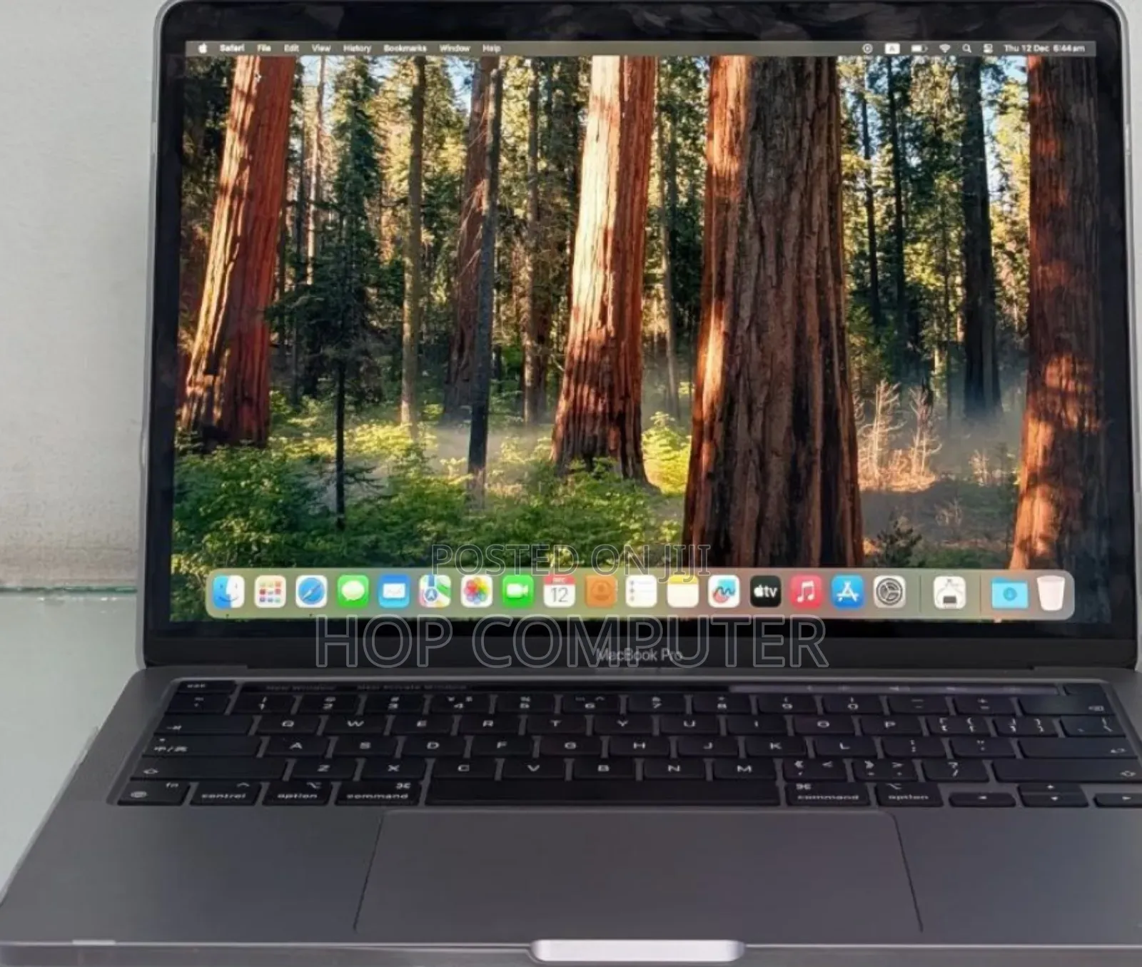 New Laptop Apple MacBook Pro 2023 M2 8GB Apple M2 SSD 256GB