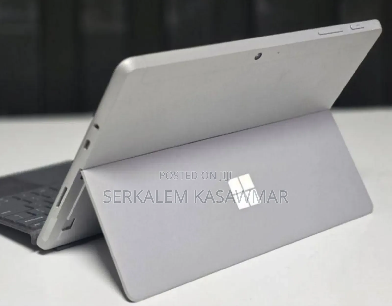 New Laptop Microsoft Surface Go 2 8GB Intel Pentium SSD 128GB