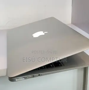 New Laptop Apple MacBook 2017 8GB Intel Core I5 SSD 128GB