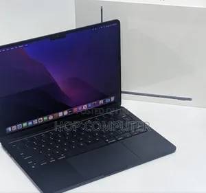 New Laptop Apple MacBook Air 2022 M2 8GB Apple M2 SSD 512GB