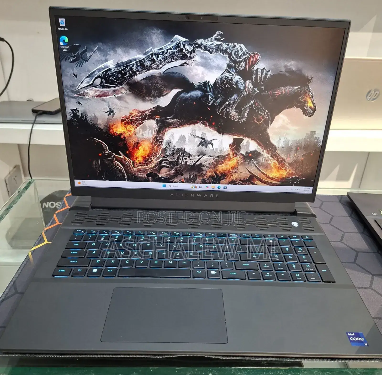 New Laptop Alienware M17x R2 32GB Intel Core I9 SSD 1T