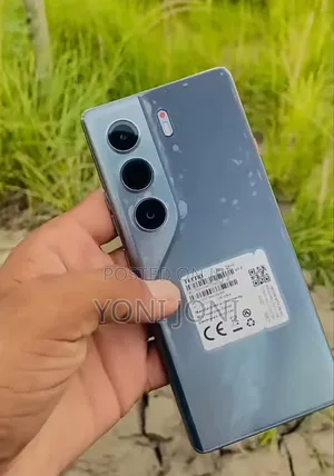 Photo - New Tecno Camon 40 Pro 256 GB Gray