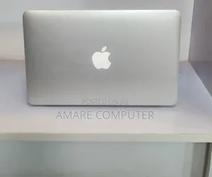 New Laptop Apple MacBook Air 2015 4GB Intel Core I5 SSD 128GB