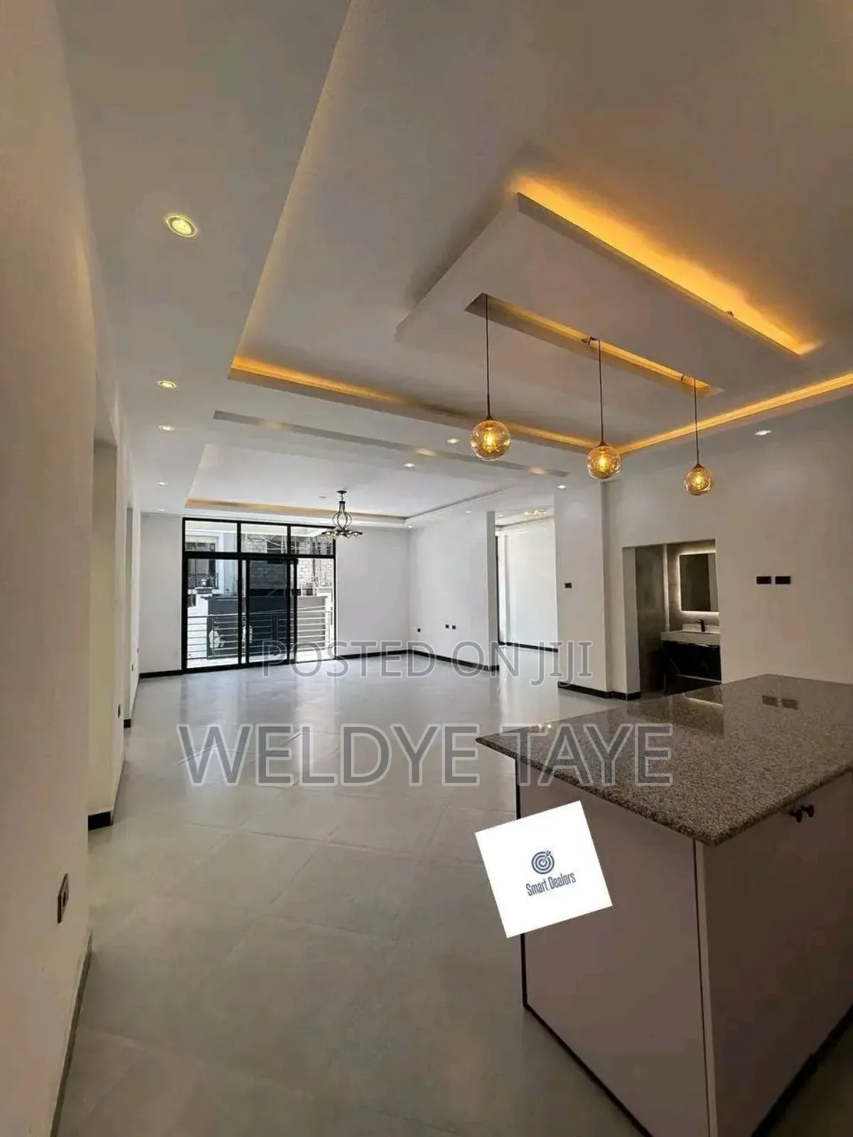 Furnished 7bdrm Farm House in Kirkos for sale