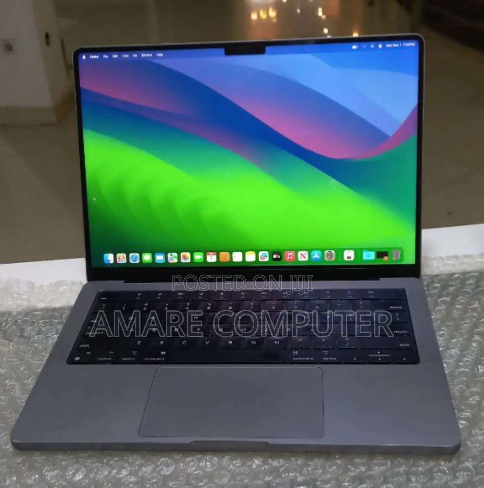 New Laptop Apple MacBook Pro M1 16GB Apple M1 Pro SSD 512GB