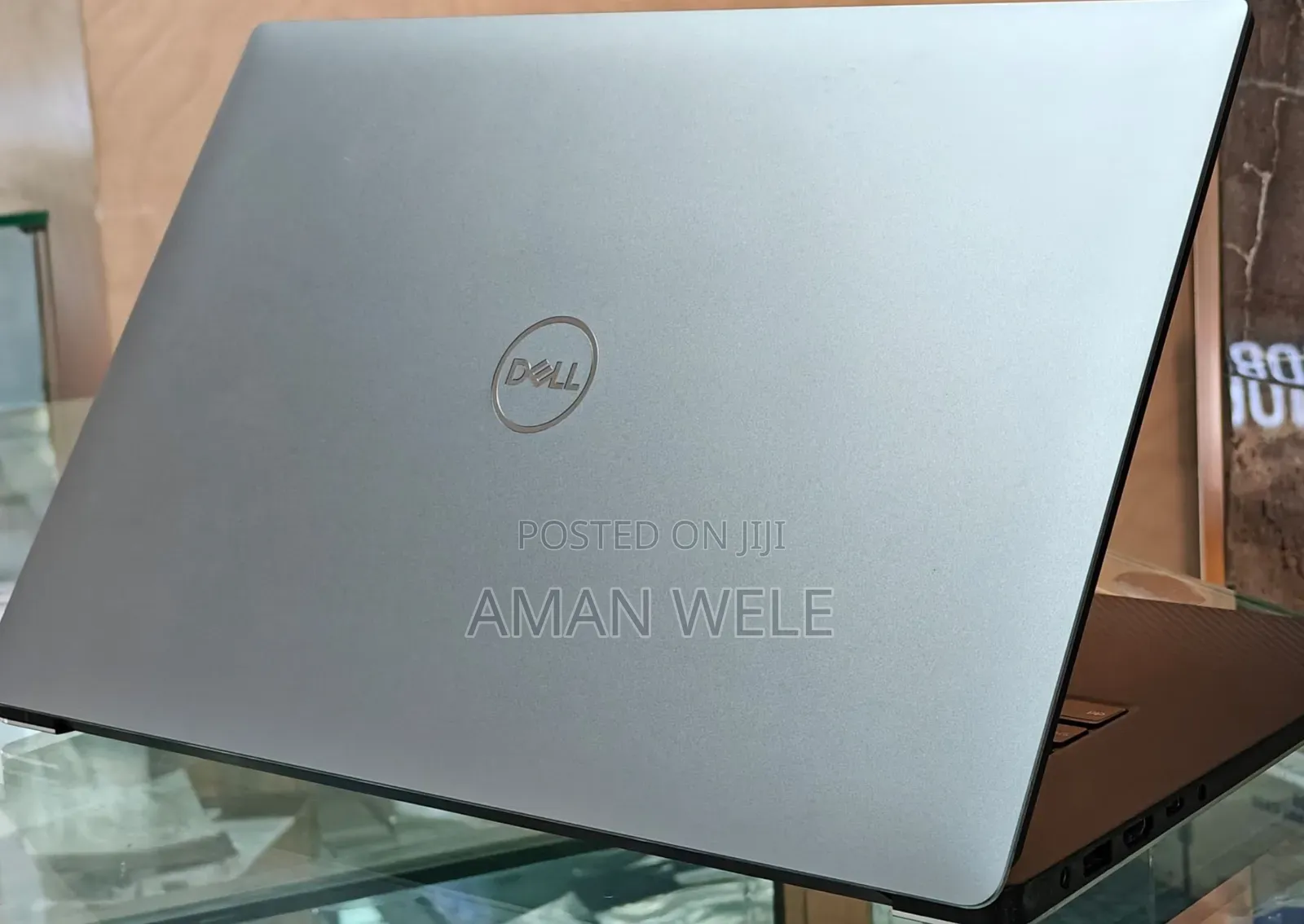 New Laptop Dell Precision 5540 16GB Intel Core I7 SSD 512GB