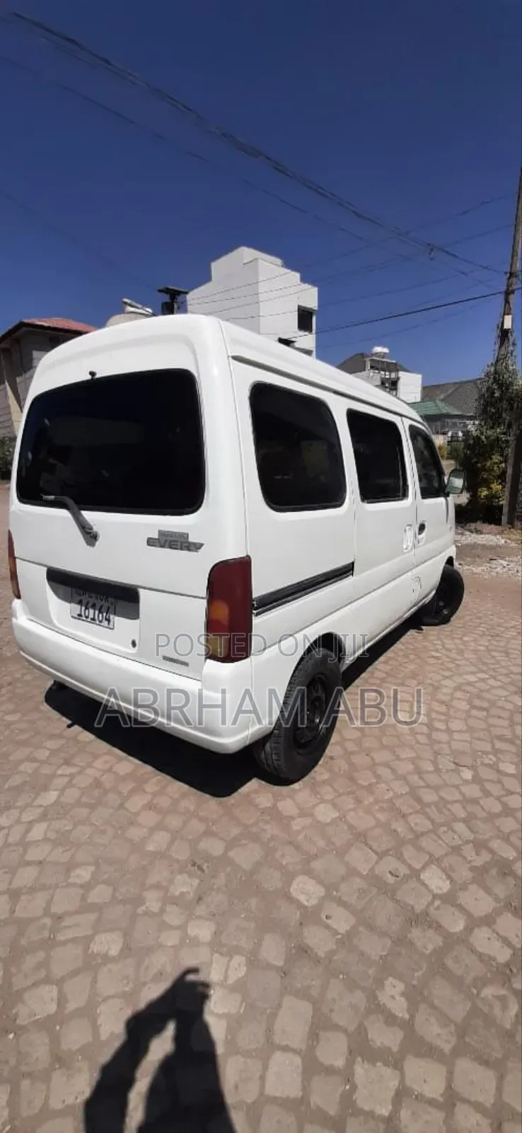 Suzuki Every Wagon 2005 White