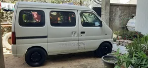 Suzuki Every Wagon 2005 White