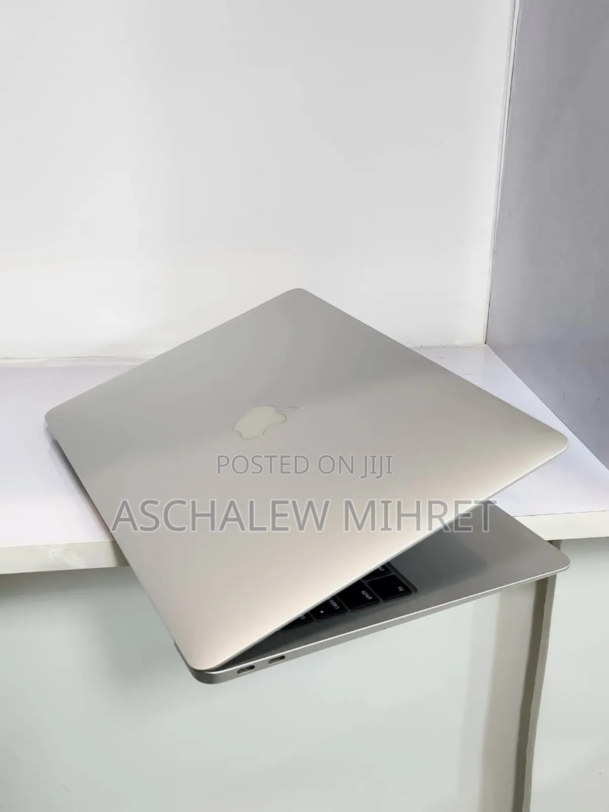 New Laptop Apple MacBook Air 2020 8GB Intel Core I3 SSD 256GB