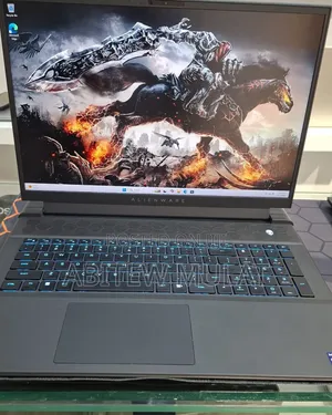 New Laptop Alienware M17x R2 32GB Intel Core I9 SSD 1T