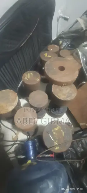 Dumbbell Barbells ,Bench , Pullup and Dig Up Bar