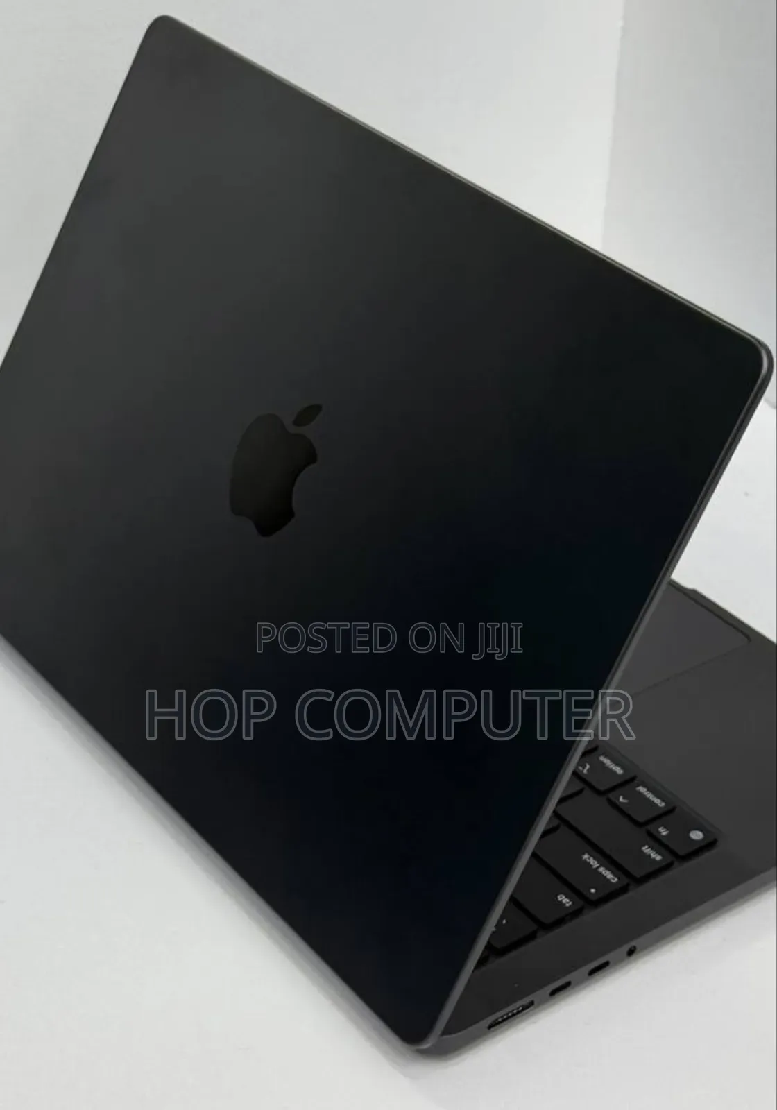 New Laptop Apple MacBook Pro 2024 M4 14-Inch 16GB Apple M4 SSD 1T