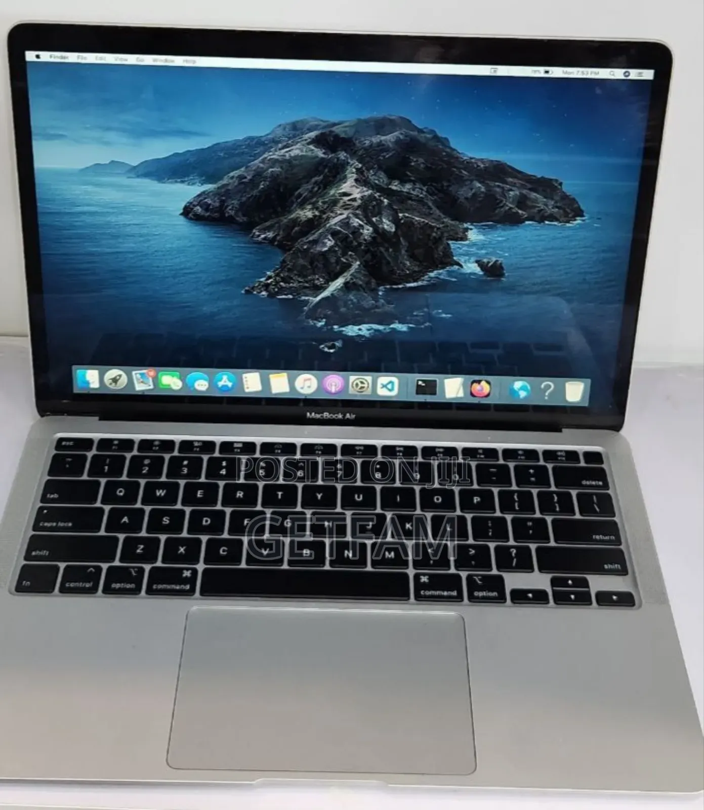 New Laptop Apple MacBook Air 2020 M1 8GB Intel Core I3 SSD 256GB