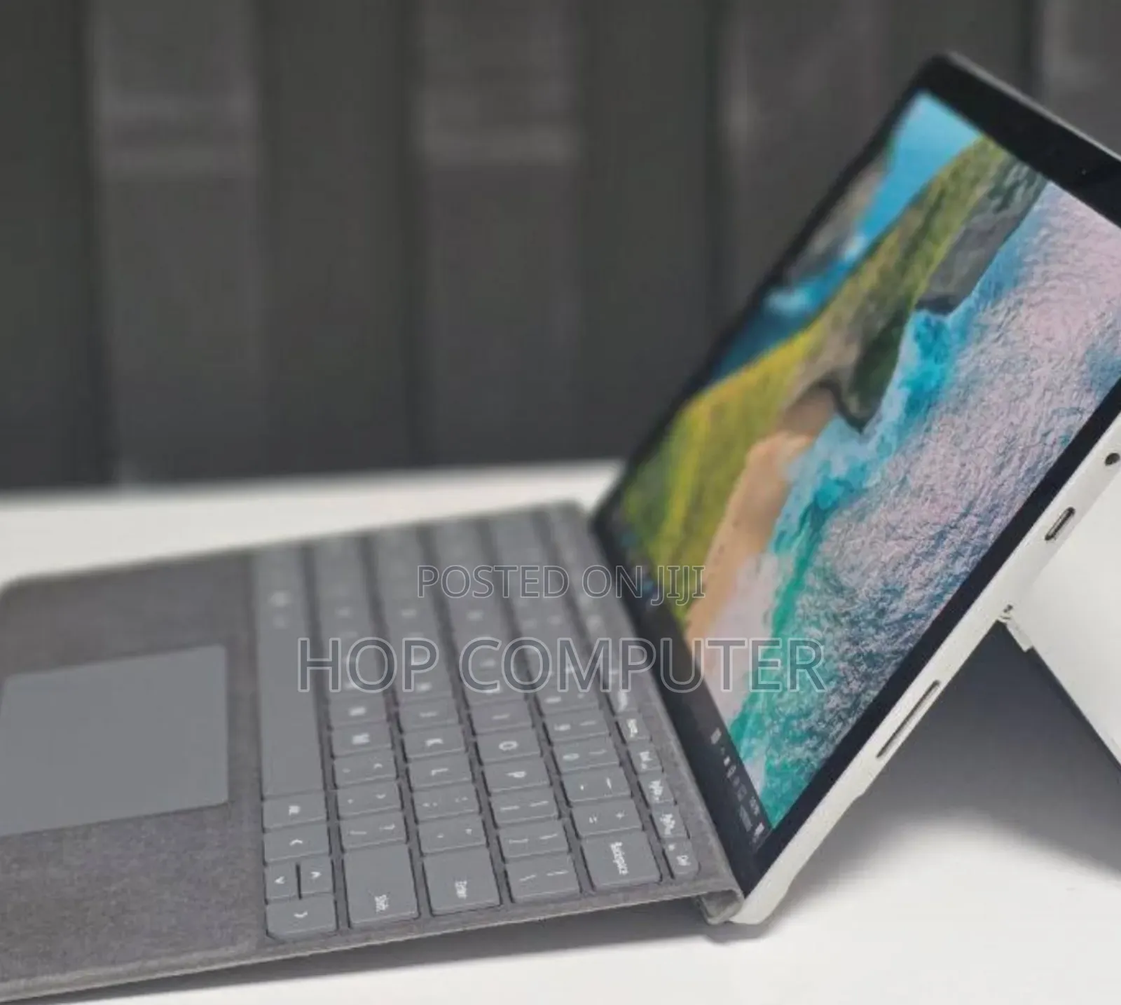 New Laptop Microsoft Surface Go 2 8GB Intel Pentium SSD 128GB