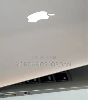 New Laptop Apple MacBook Air 2015 4GB Intel Core I5 SSD 128GB
