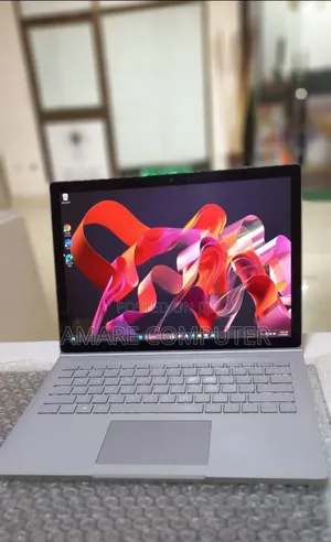 New Laptop Microsoft Surface Book 3 16GB Intel Core I7 SSD 256GB