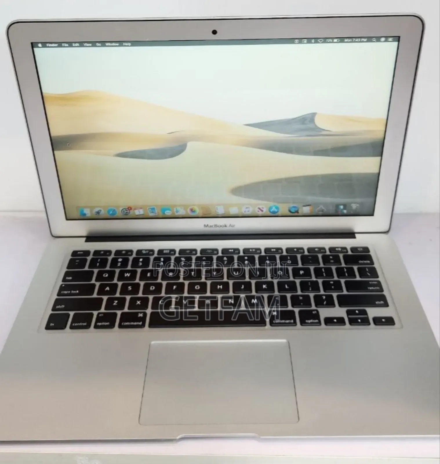New Laptop Apple MacBook Pro 2017 8GB Intel Core I5 SSD 128GB