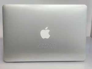 New Laptop Apple MacBook Pro 2017 8GB Intel Core I5 SSD 128GB