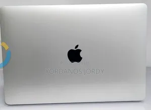 Photo - New Laptop Apple MacBook Air 2020 8GB Intel Core I3 SSD 256GB