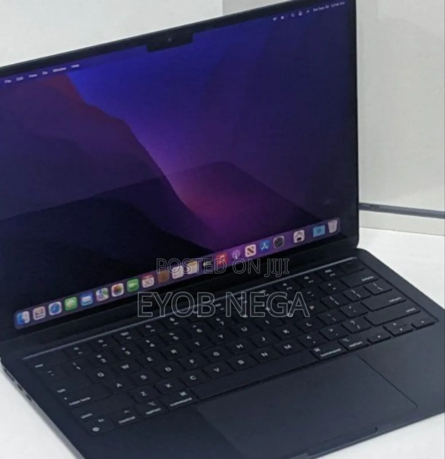 New Laptop Apple MacBook Air 2022 M2 8GB Apple M2 SSD 512GB