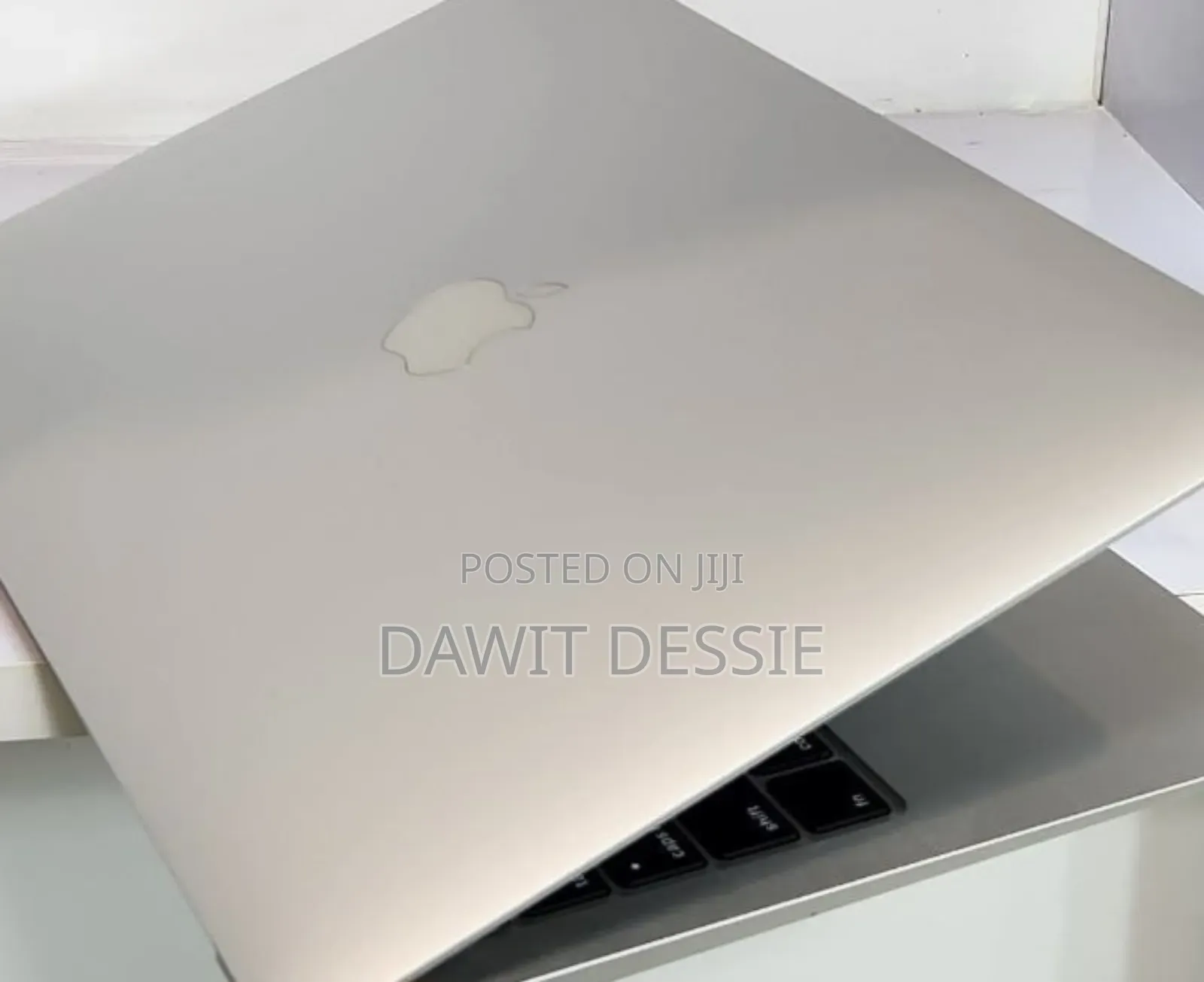 New Laptop Apple MacBook Air 2020 8GB Intel Core I3 SSD 256GB