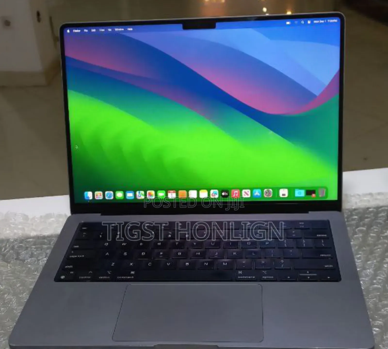 New Laptop Apple MacBook Pro 16GB Apple M1 SSD 512GB