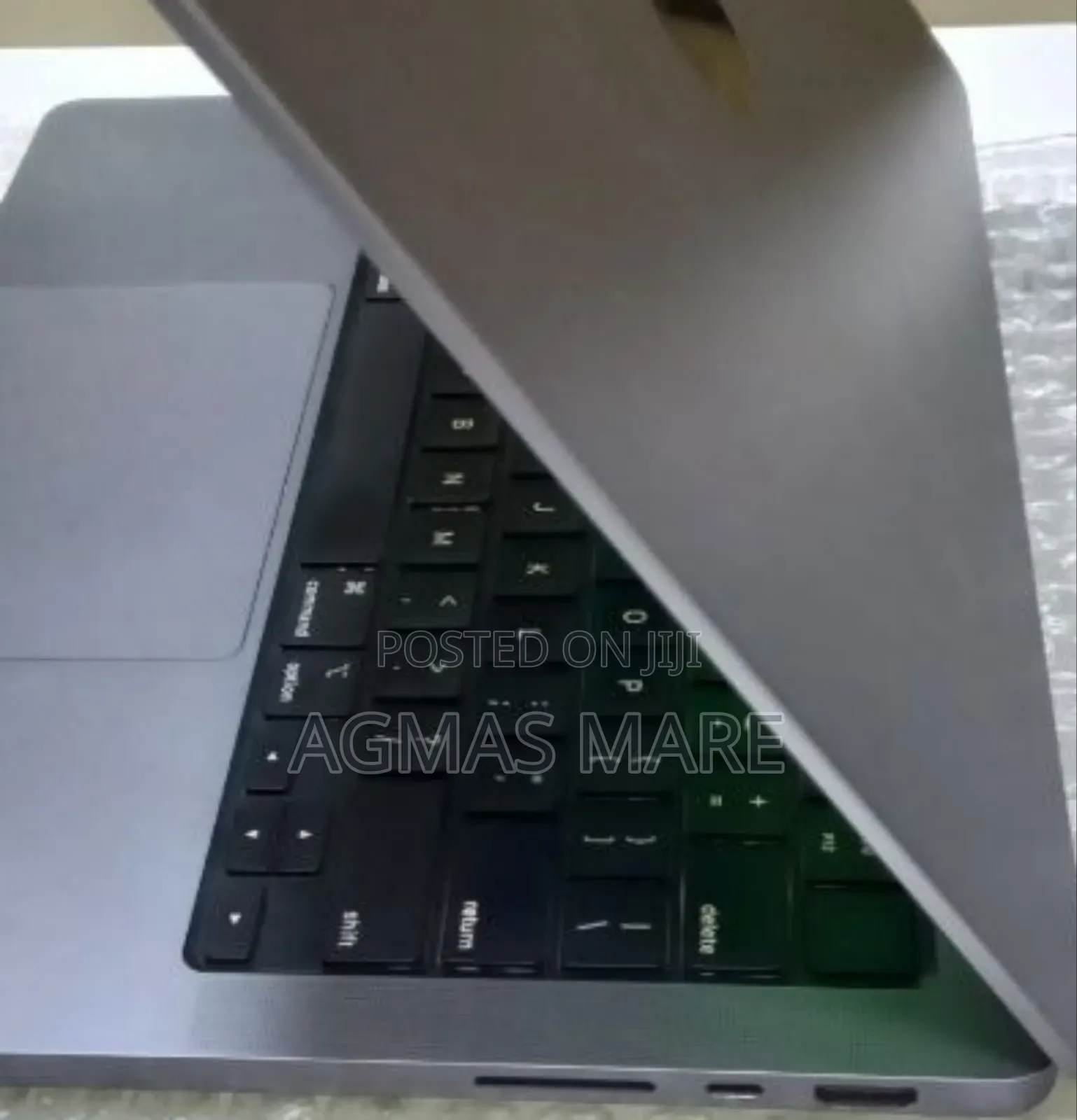 New Laptop Apple MacBook Pro M1 16GB Apple M1 SSD 512GB