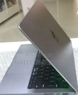 Photo - New Laptop Apple MacBook Pro 2021 M1 16GB Apple M1 Pro SSD 512GB