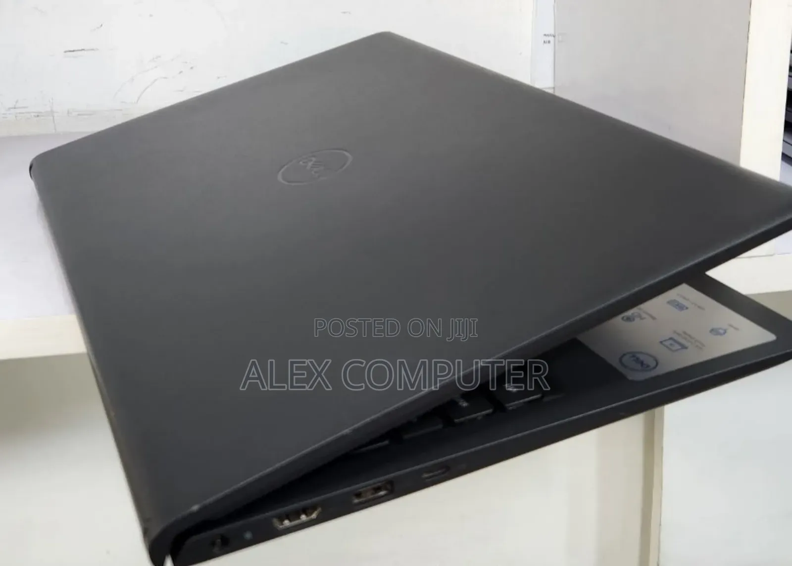 New Laptop Dell Inspiron 15 8GB AMD Ryzen 5 SSD 512GB