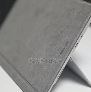 New Laptop Microsoft Surface Go 8GB Intel Pentium SSD 128GB