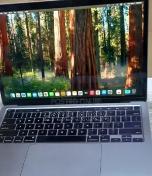 New Laptop Apple MacBook Pro M1 8GB Apple M1 SSD 256GB