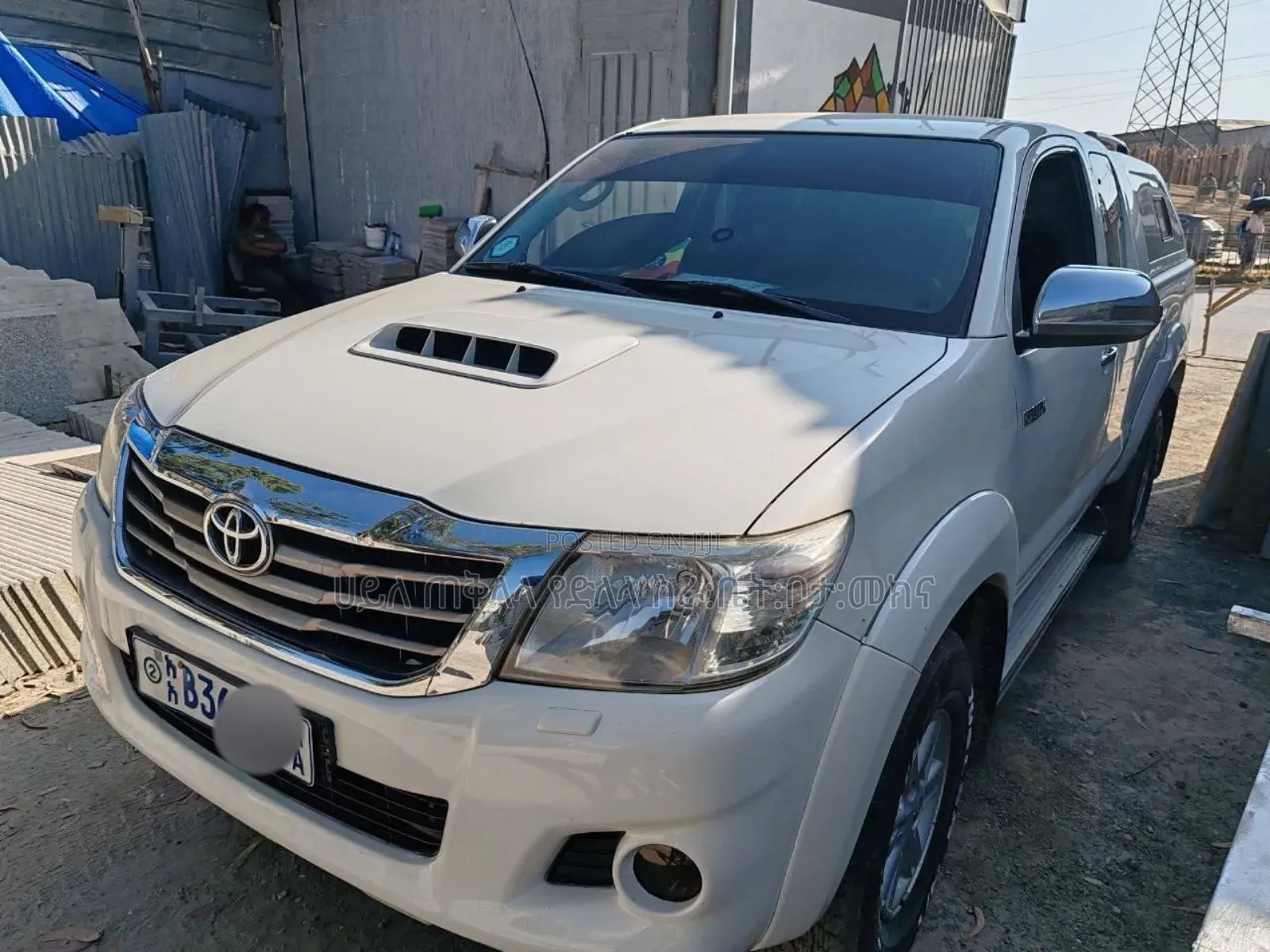 Toyota Hilux 2013 Off white