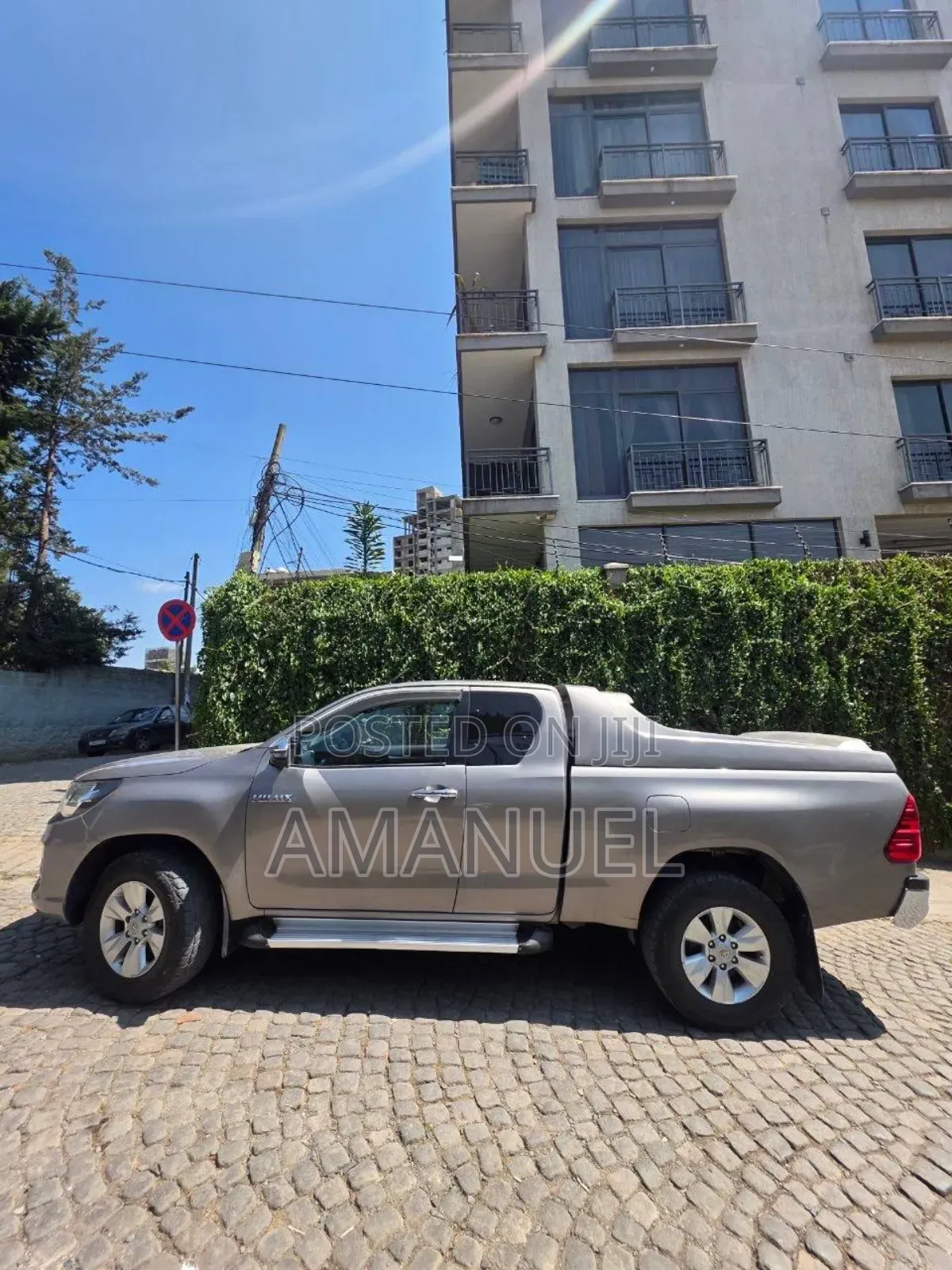 Toyota Hilux 2020 Silver