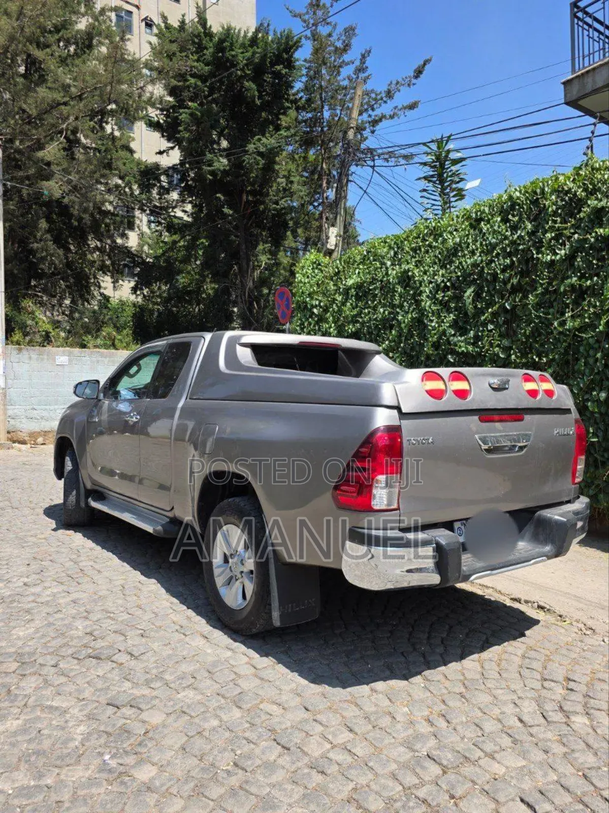 Toyota Hilux 2020 Silver