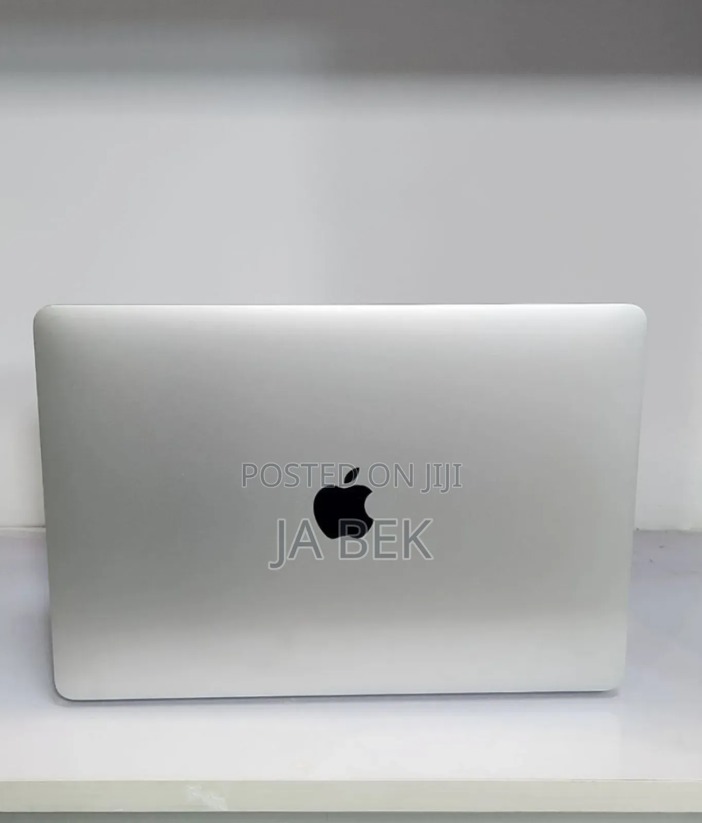 New Laptop Apple MacBook Air 2020 8GB Intel Core I3 SSD 128GB
