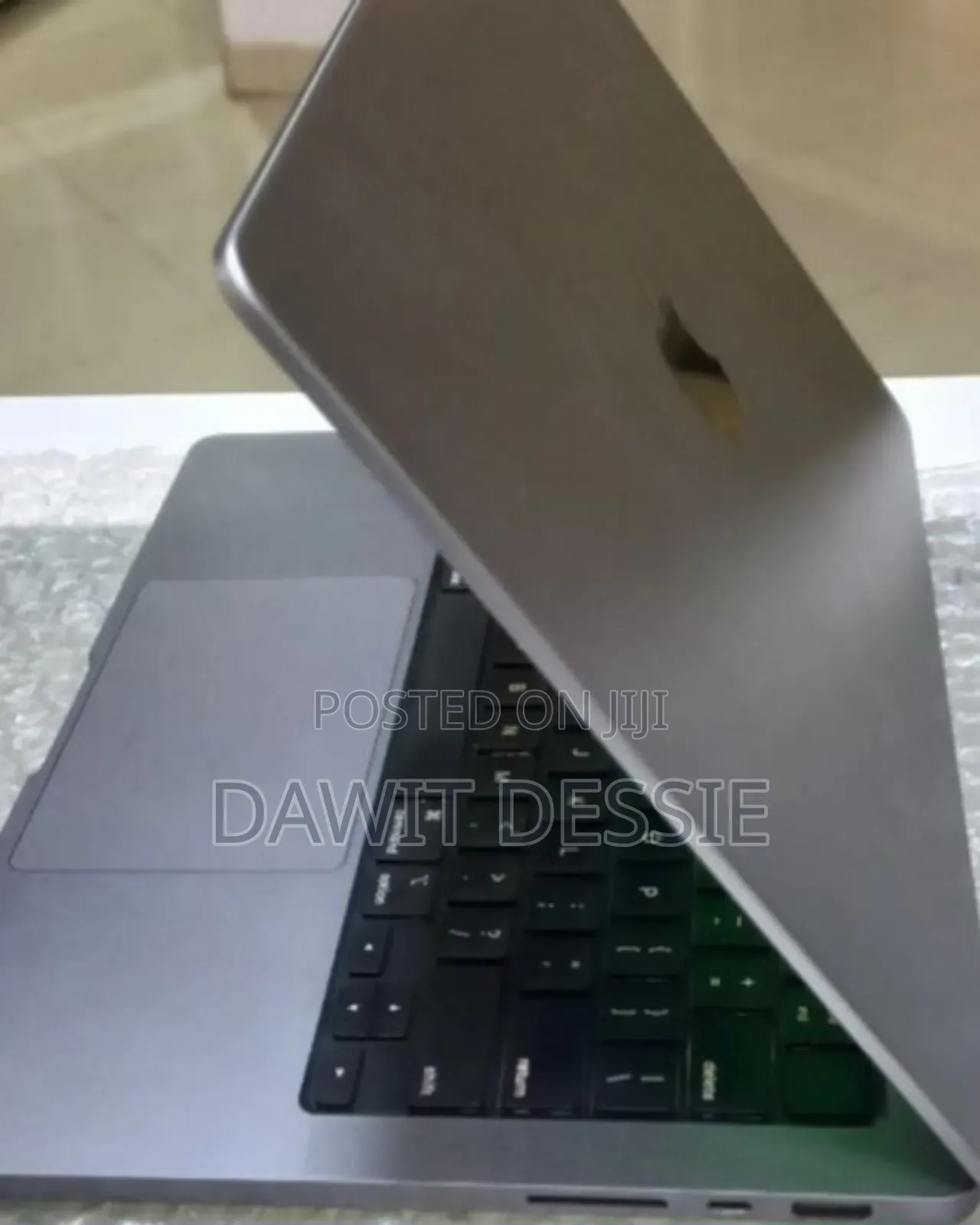 New Laptop Apple MacBook Pro 2021 M1 16GB Apple M1 SSD 512GB