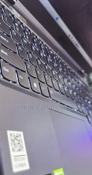 New Laptop Lenovo Legion 5 16GB AMD Ryzen 7 SSD 512GB