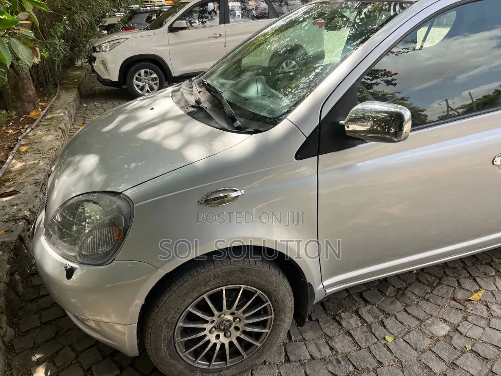 Toyota Vitz 1.0 FWD 5dr 2001 Silver