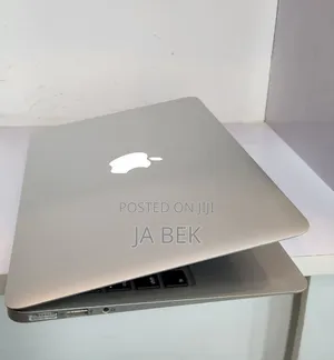 New Laptop Apple MacBook 2015 4GB Intel Core I5 SSD 128GB