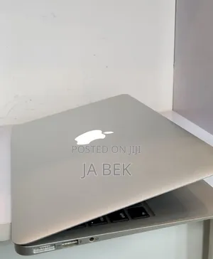 New Laptop Apple MacBook 2015 4GB Intel Core I5 SSD 128GB