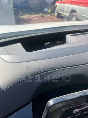 Volkswagen ID.6 2024 White