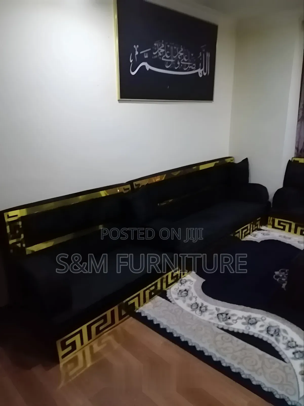 Flashy Arabian Majlis Priced Per Square Meter (መጅሊስ)