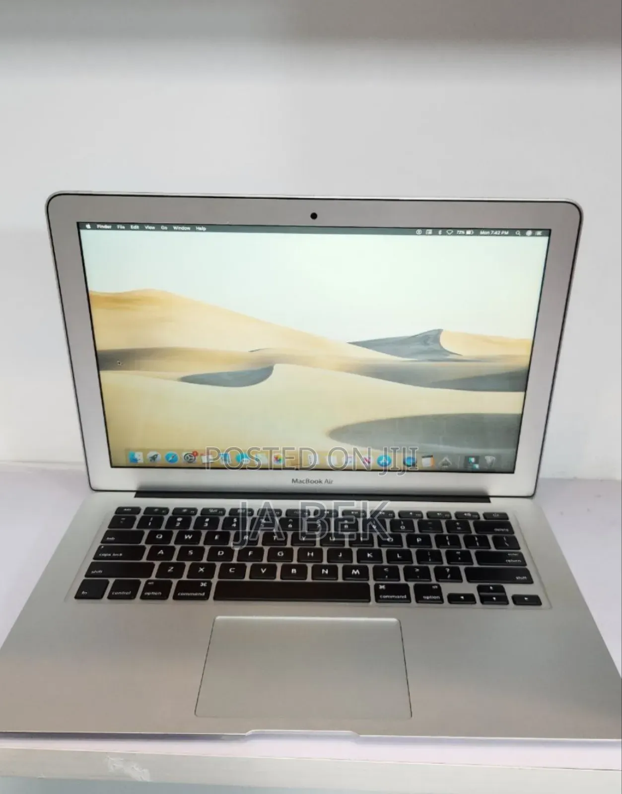 New Laptop Apple MacBook Air 2017 8GB Intel Core I5 SSD 128GB