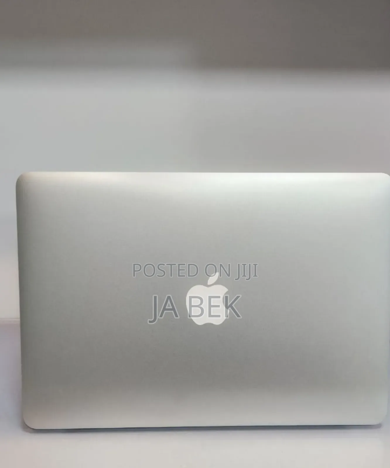 New Laptop Apple MacBook Air 2017 8GB Intel Core I5 SSD 128GB