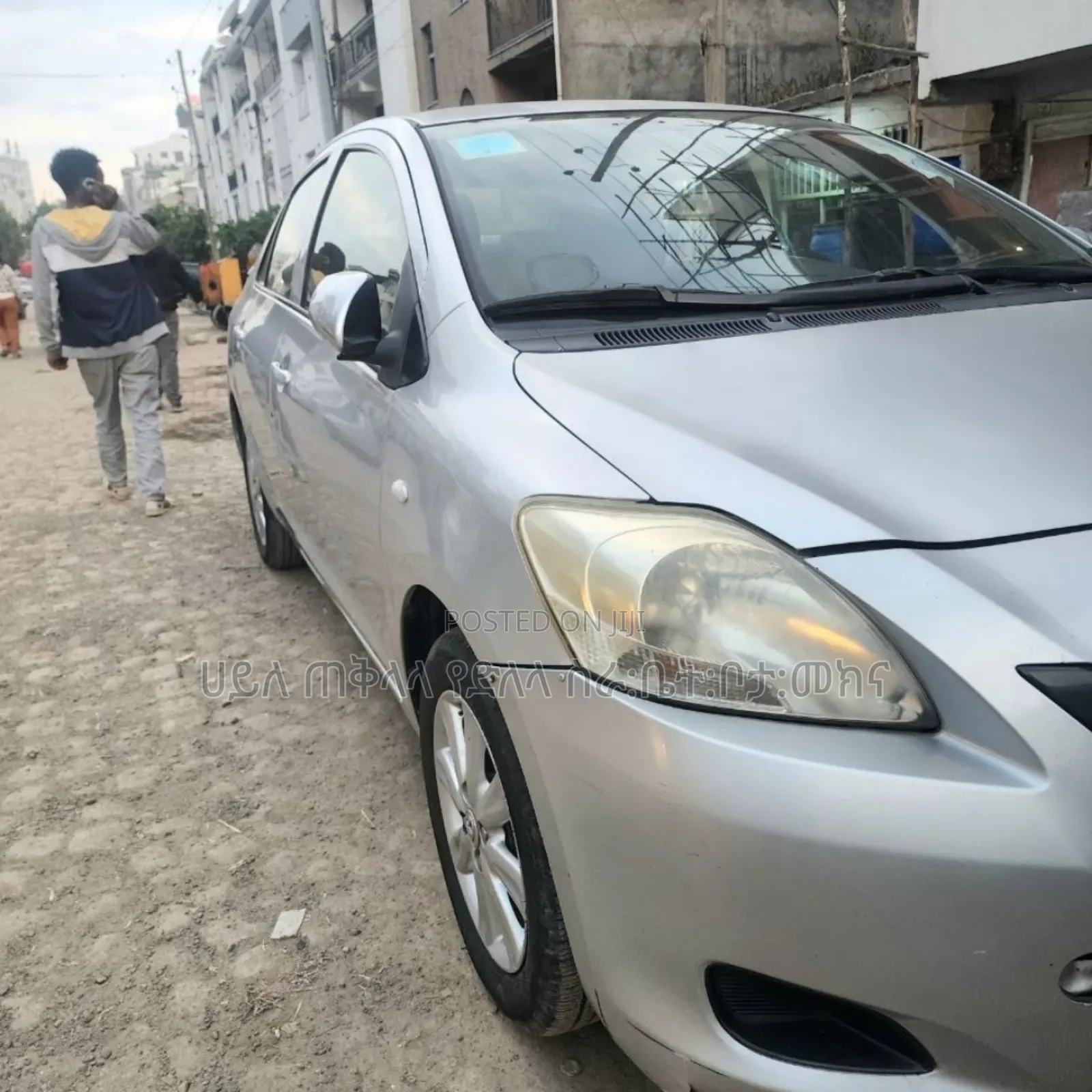 Toyota Yaris 2010 Silver